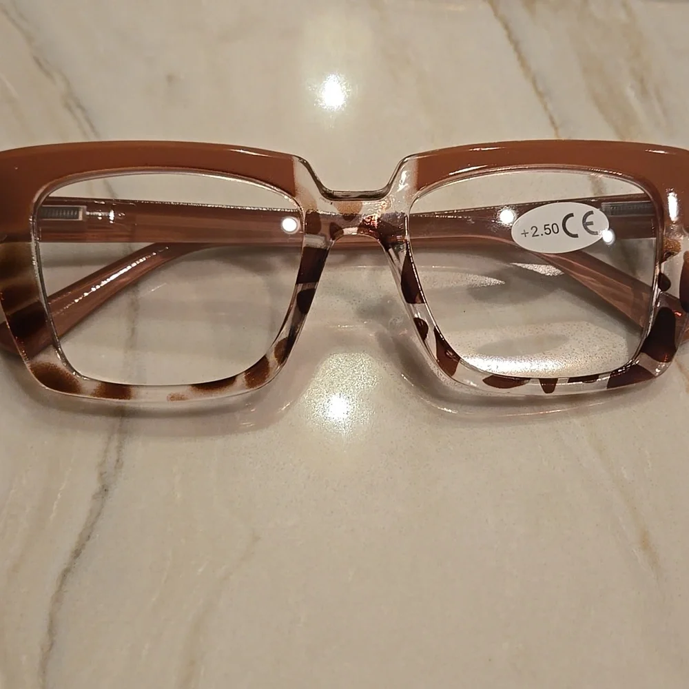 2fer Designer style 2.5 Retro trend readers 